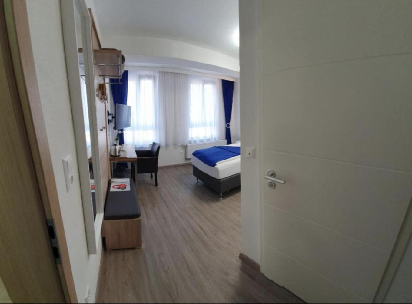 Stadthotel Am Adenauerplatz Marktheidenfeld Zewnętrze zdjęcie
